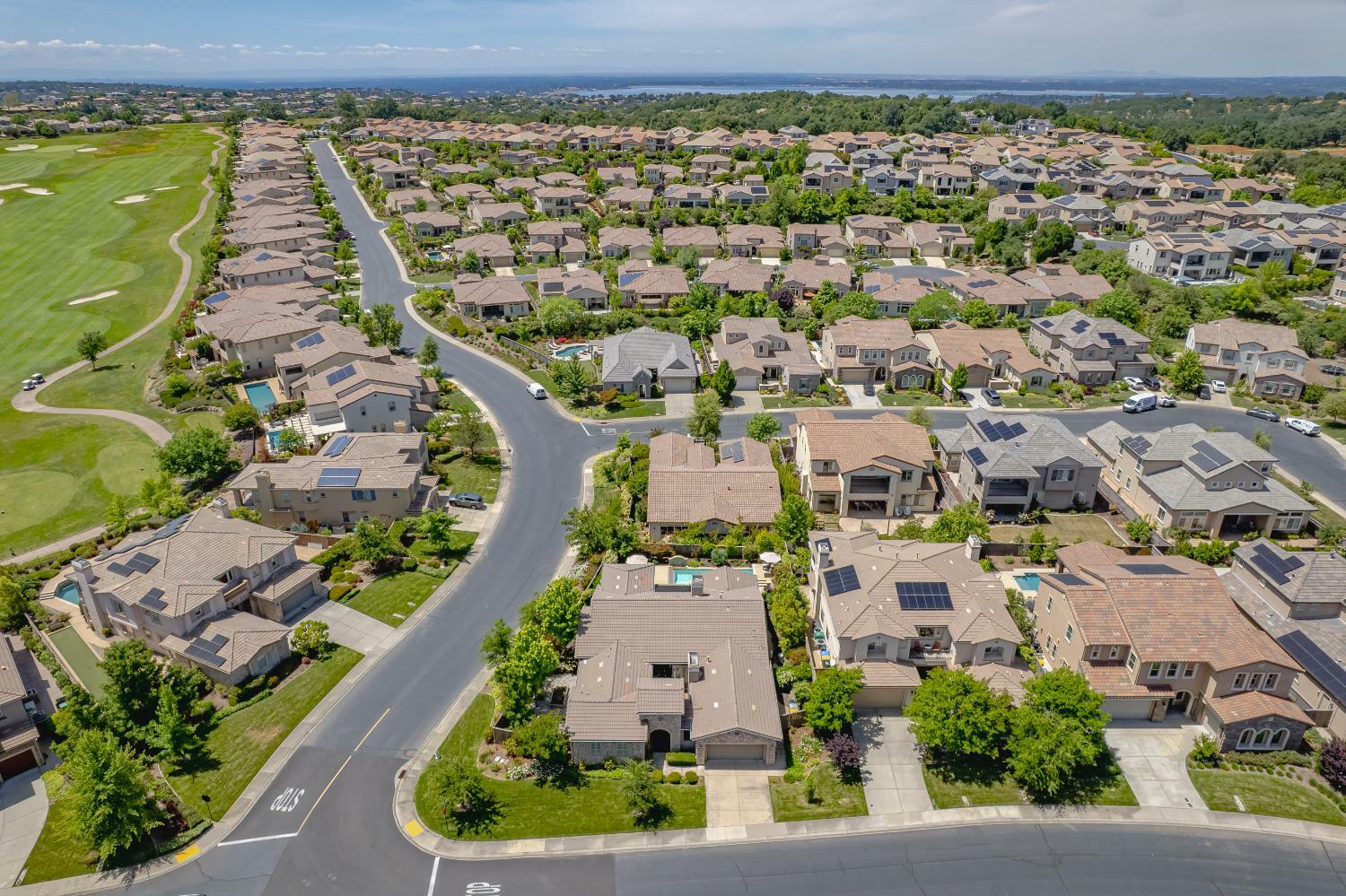 Property Photo: 2538 Orsay Way CA 95762
