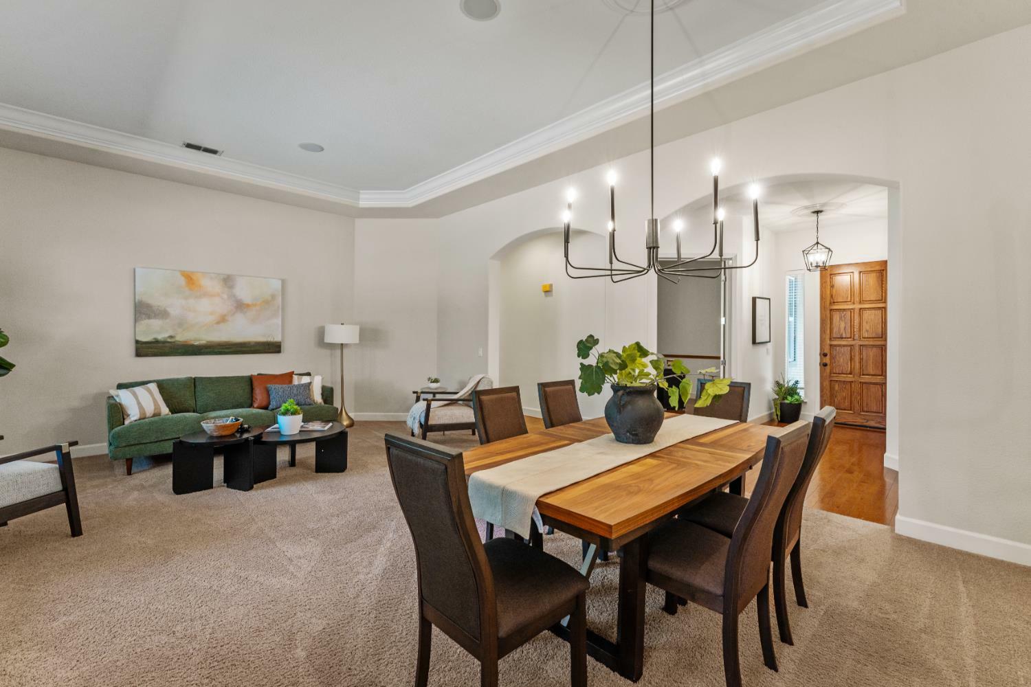 Property Photo: 385 Esatto Place CA 95762