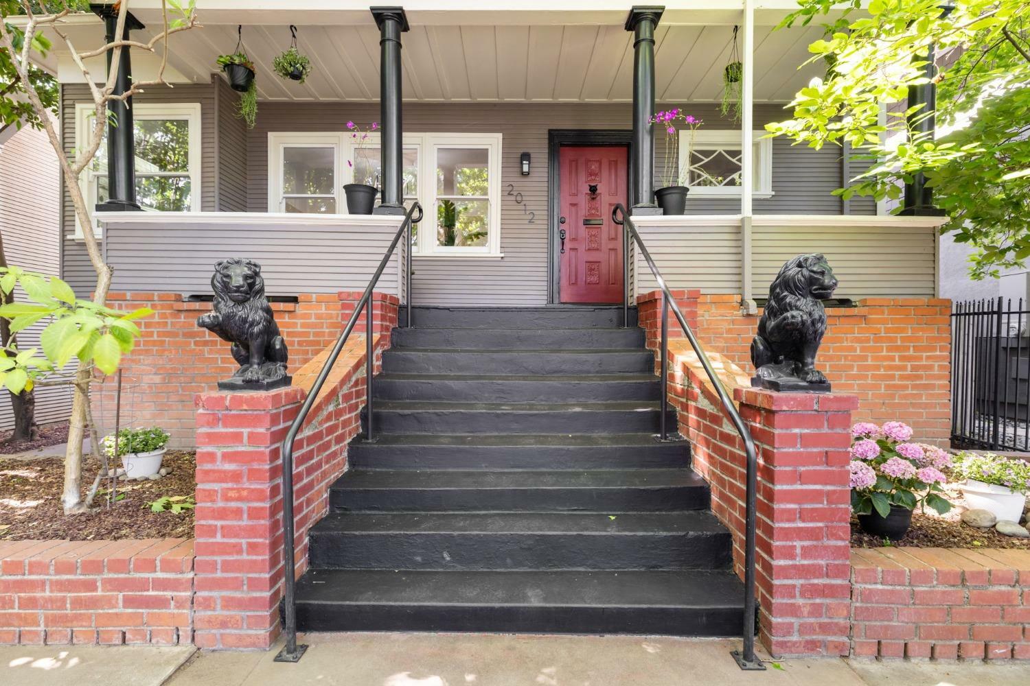Property Photo:  2012 F Street  CA 95811 
