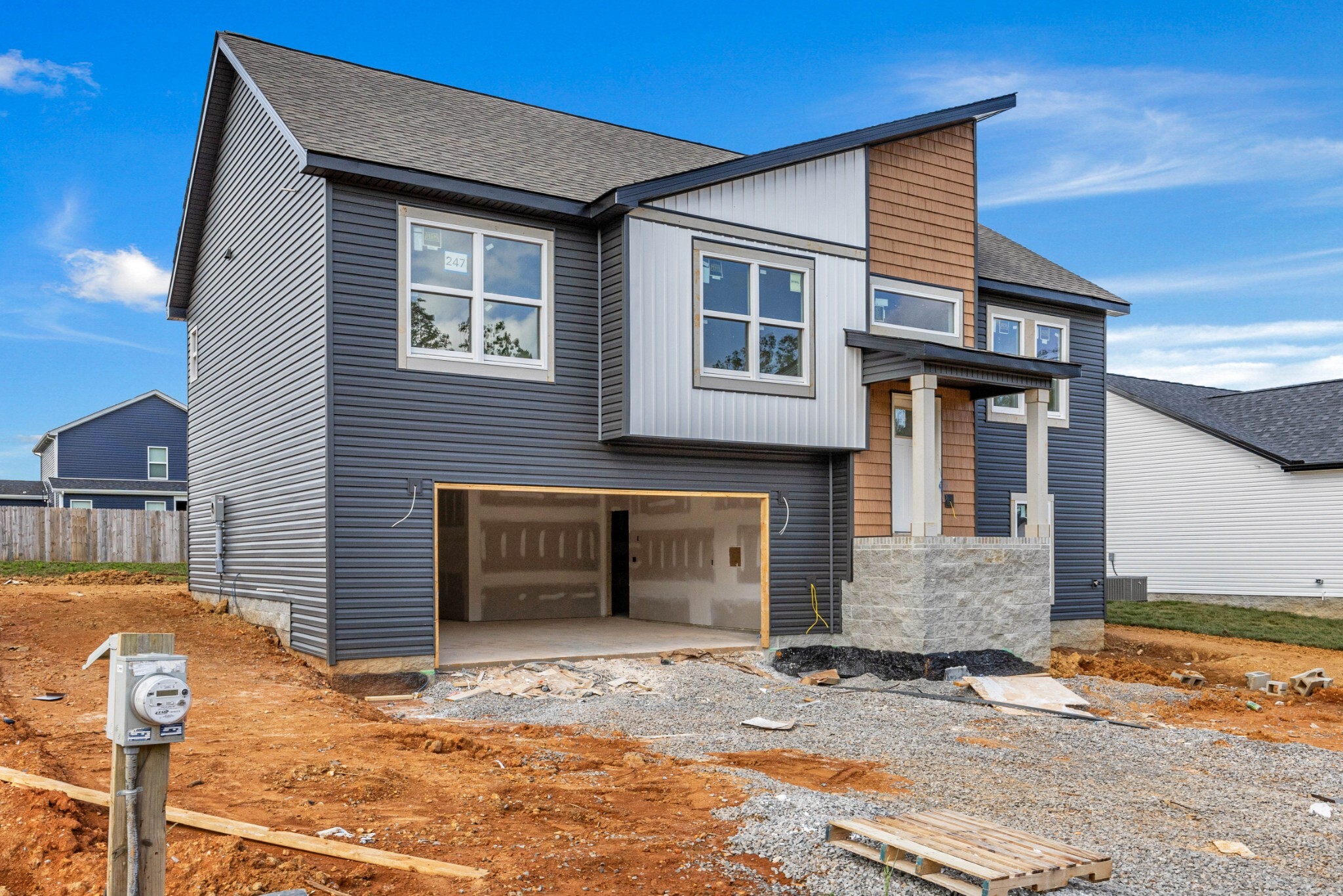 Property Photo: 172 Leltrim Dr TN 37042
