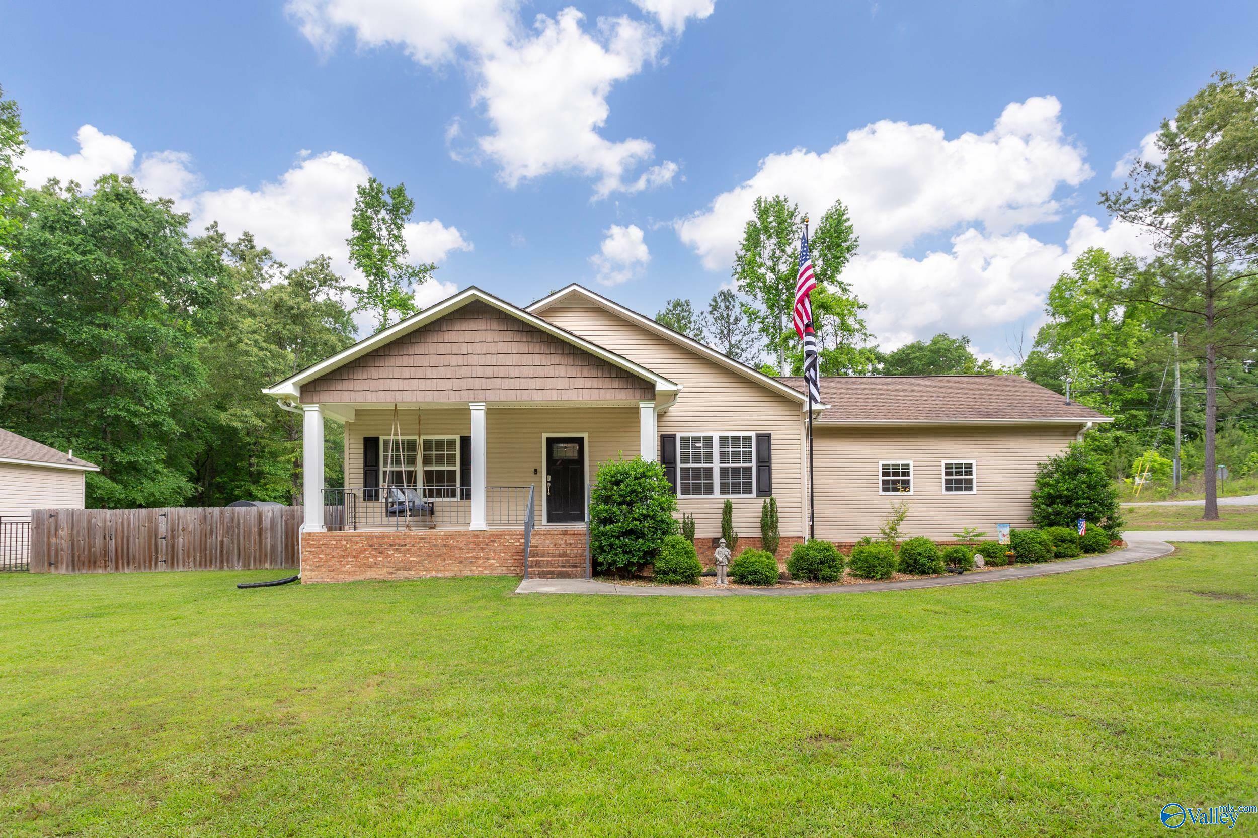 7110 New Bethel Road  Hokes Bluff AL 35903 photo