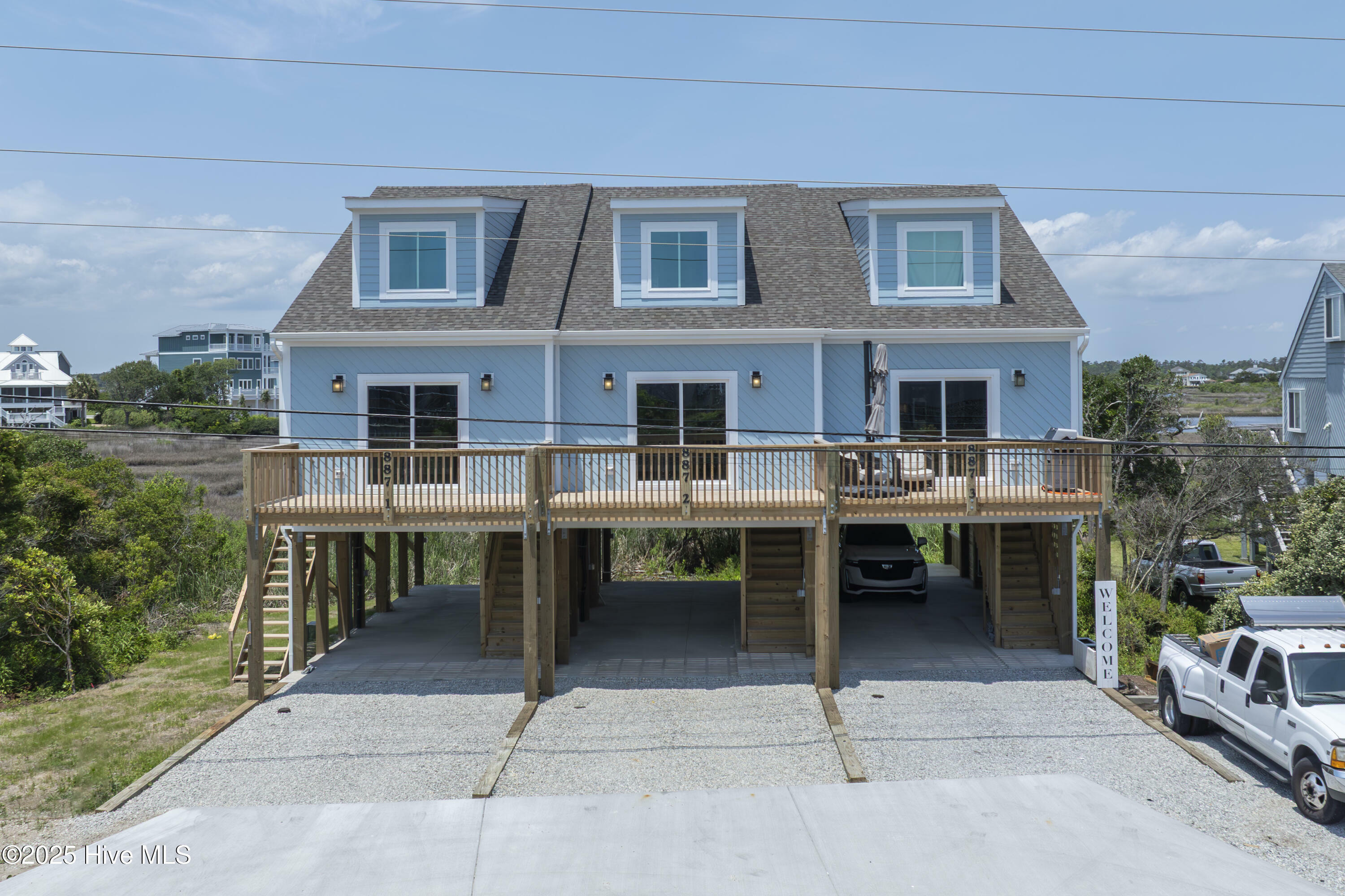 Property Photo:  887 New River Inlet Road 2  NC 28460 