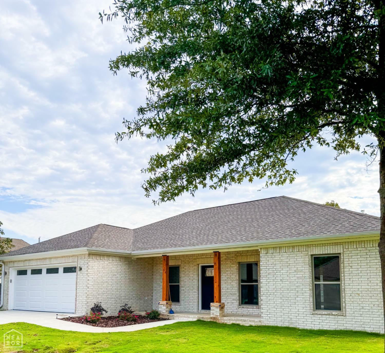 Property Photo: 100 Lenford Drive AR 72416