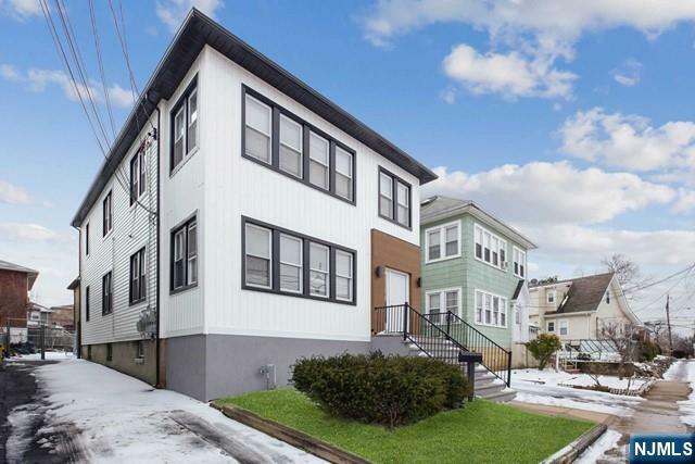 Property Photo:  248 2nd Street 2nd Fl.  NJ 07650 