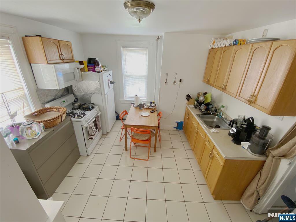 Property Photo:  385 Stephens Street  NJ 07109 