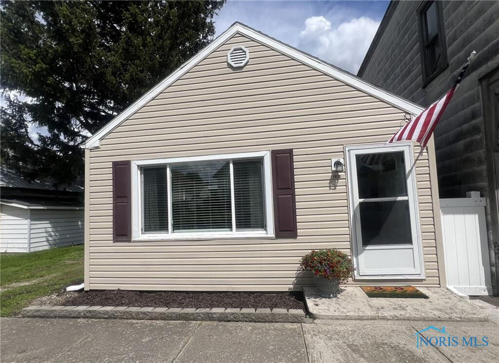 Property Photo:  118 N Main Street  OH 44817 