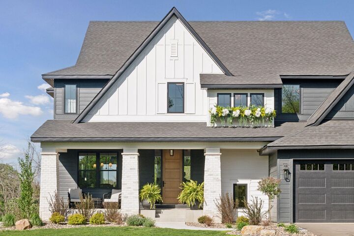 Property Photo: 9335 Eagle Ridge Road MN 55317