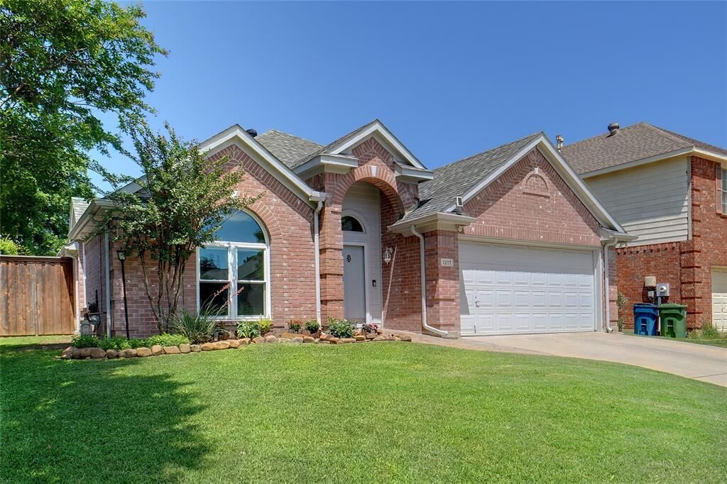 Property Photo:  1217 Tanner Drive  TX 75077 