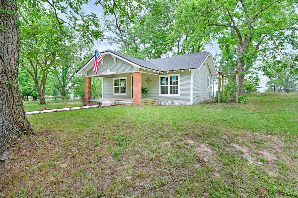 Property Photo: 913 Church Street TX 75494