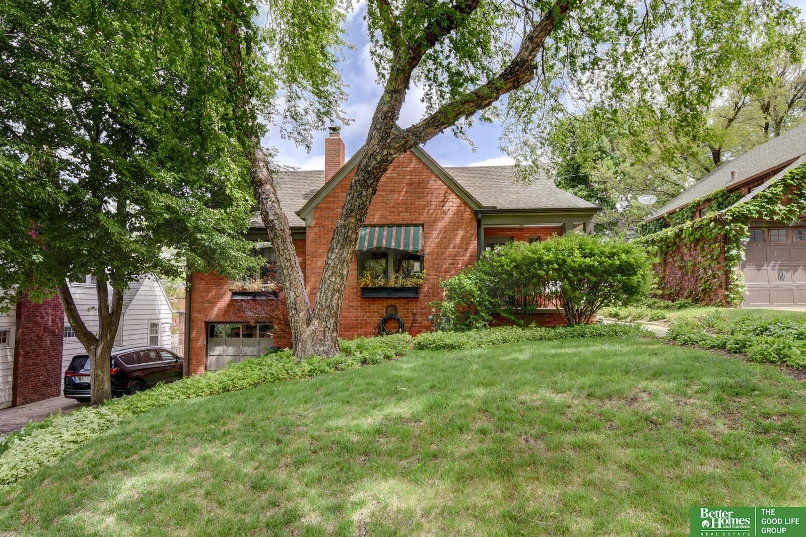 Property Photo:  4316 Hickory Street  NE 68105-9999 