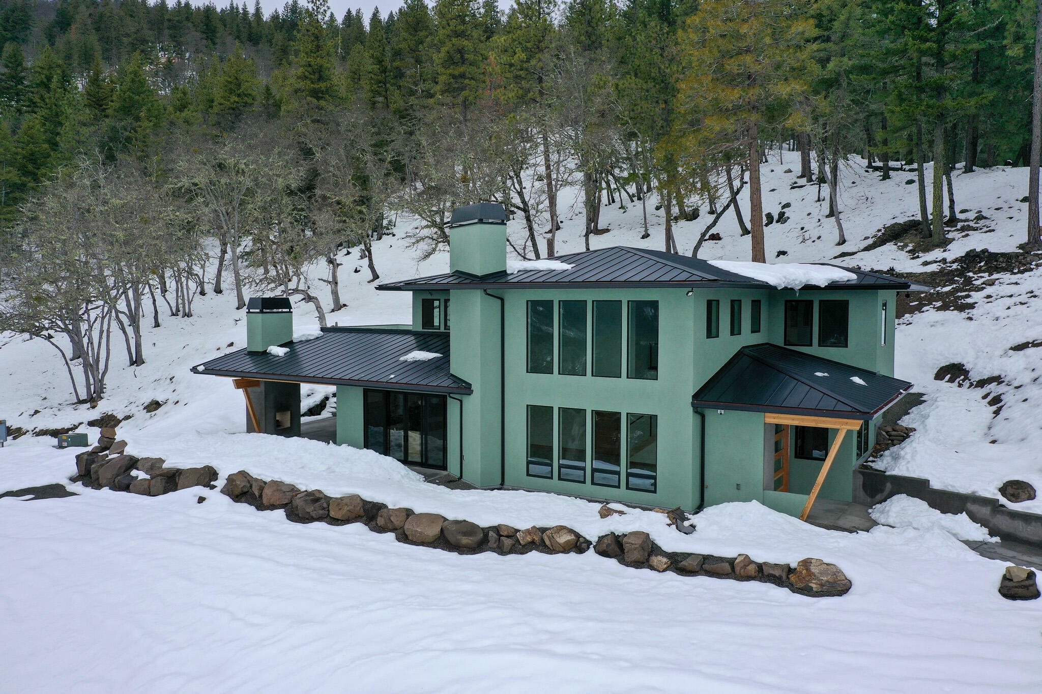 Property Photo: 8612 Hwy 66 OR 97520
