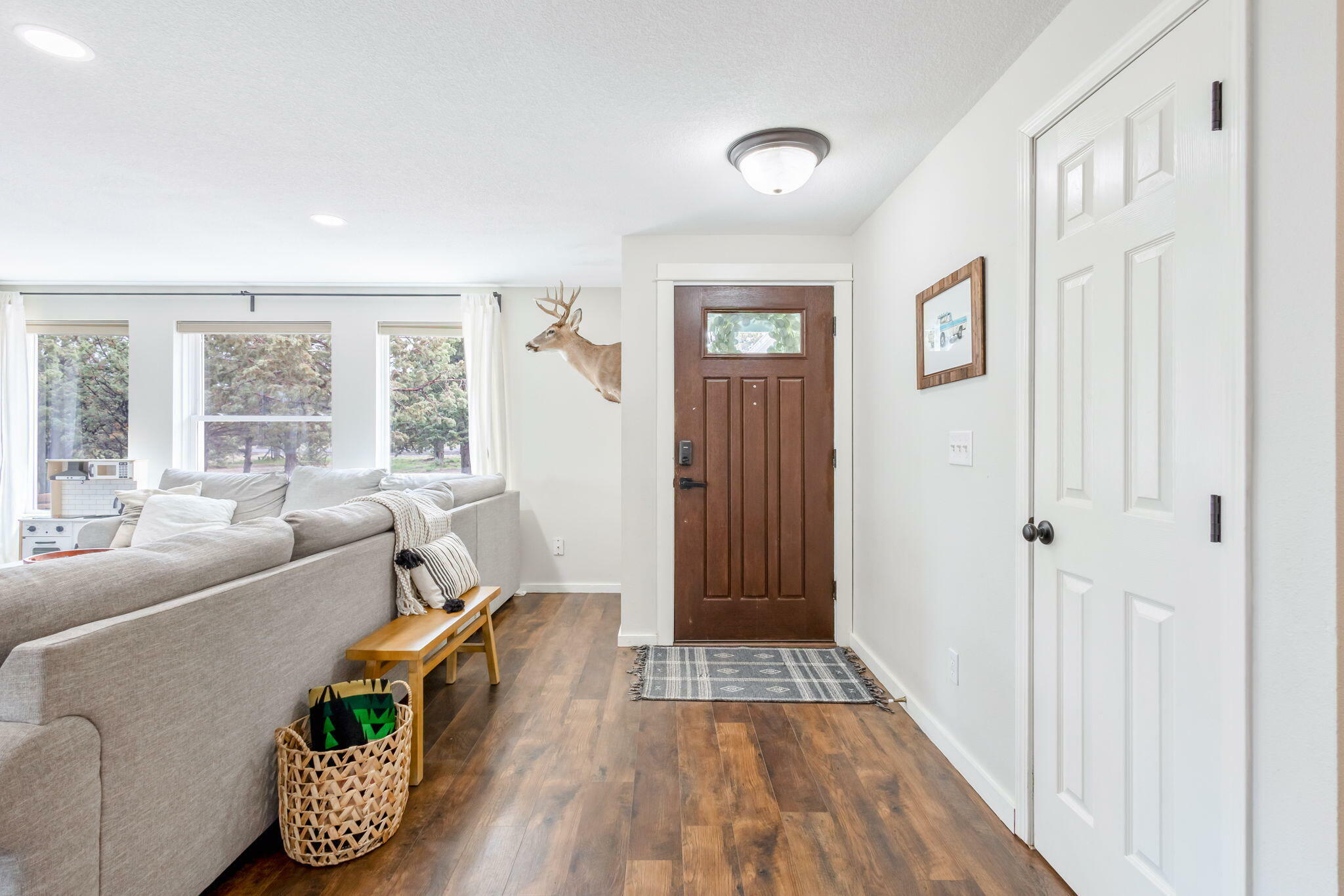 Property Photo: 13833 SE Cayuse Road OR 97754