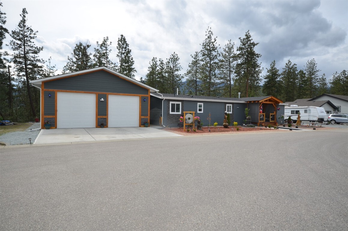 Photo de la propriété:  9510 Highway 97 N 157  BC V1H 1R8 