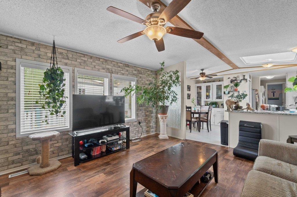 Property Photo: 6751 51 Street NE BC V0E 1K0