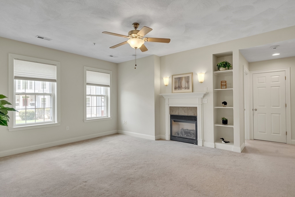 Property Photo: 82 Virginia Road 405 MA 01773