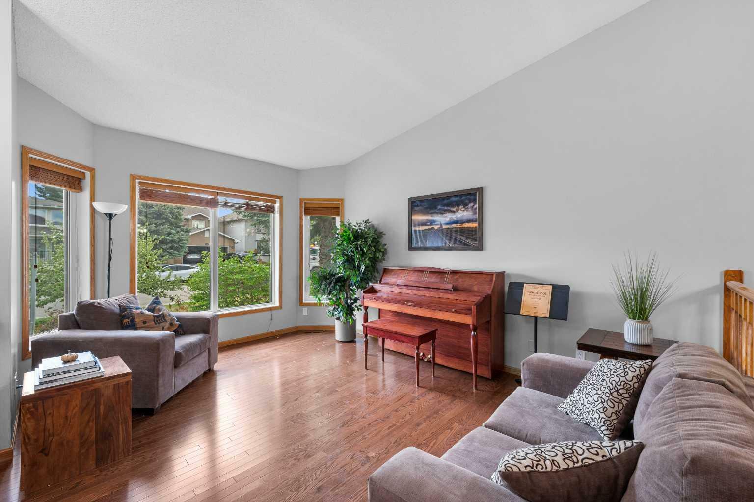 Property Photo: 6105 Signal Ridge Heights SW AB T3H 2N8