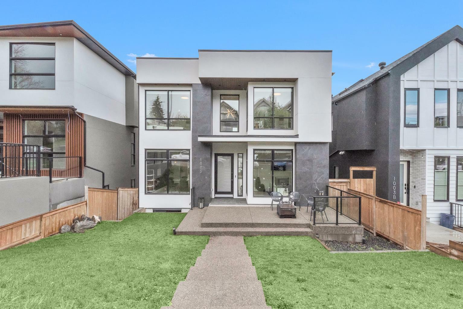 Property Photo: 1005 Drury Avenue NE AB T2E 0M3