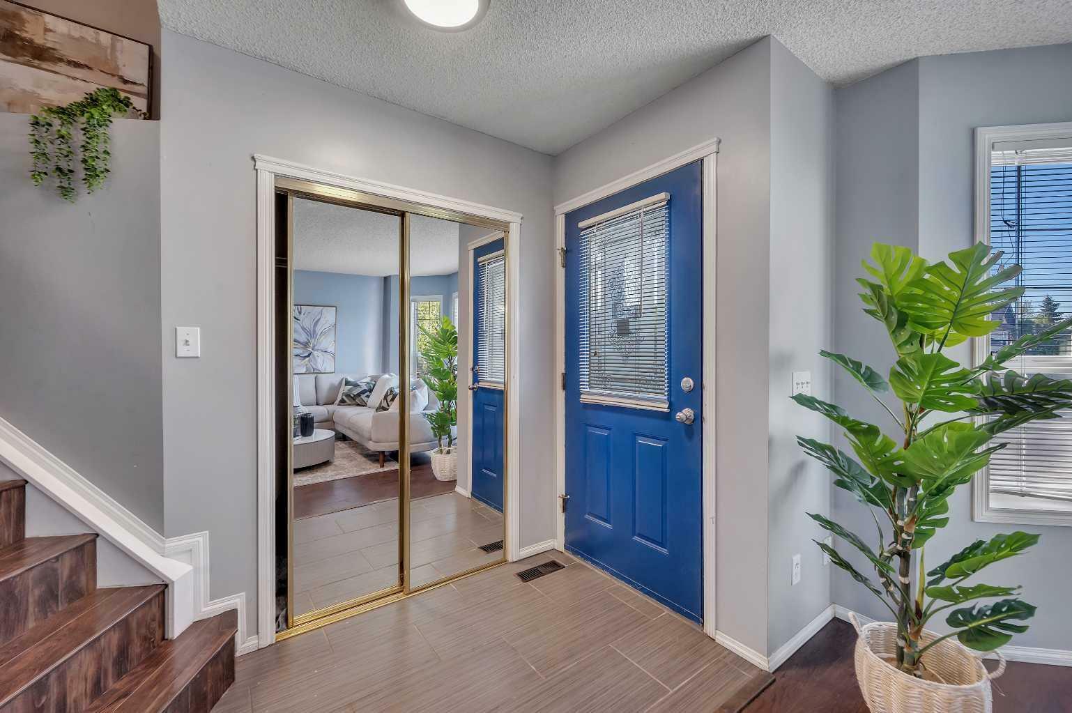 Property Photo: 421 Taradale Drive NE AB T3J 3X2