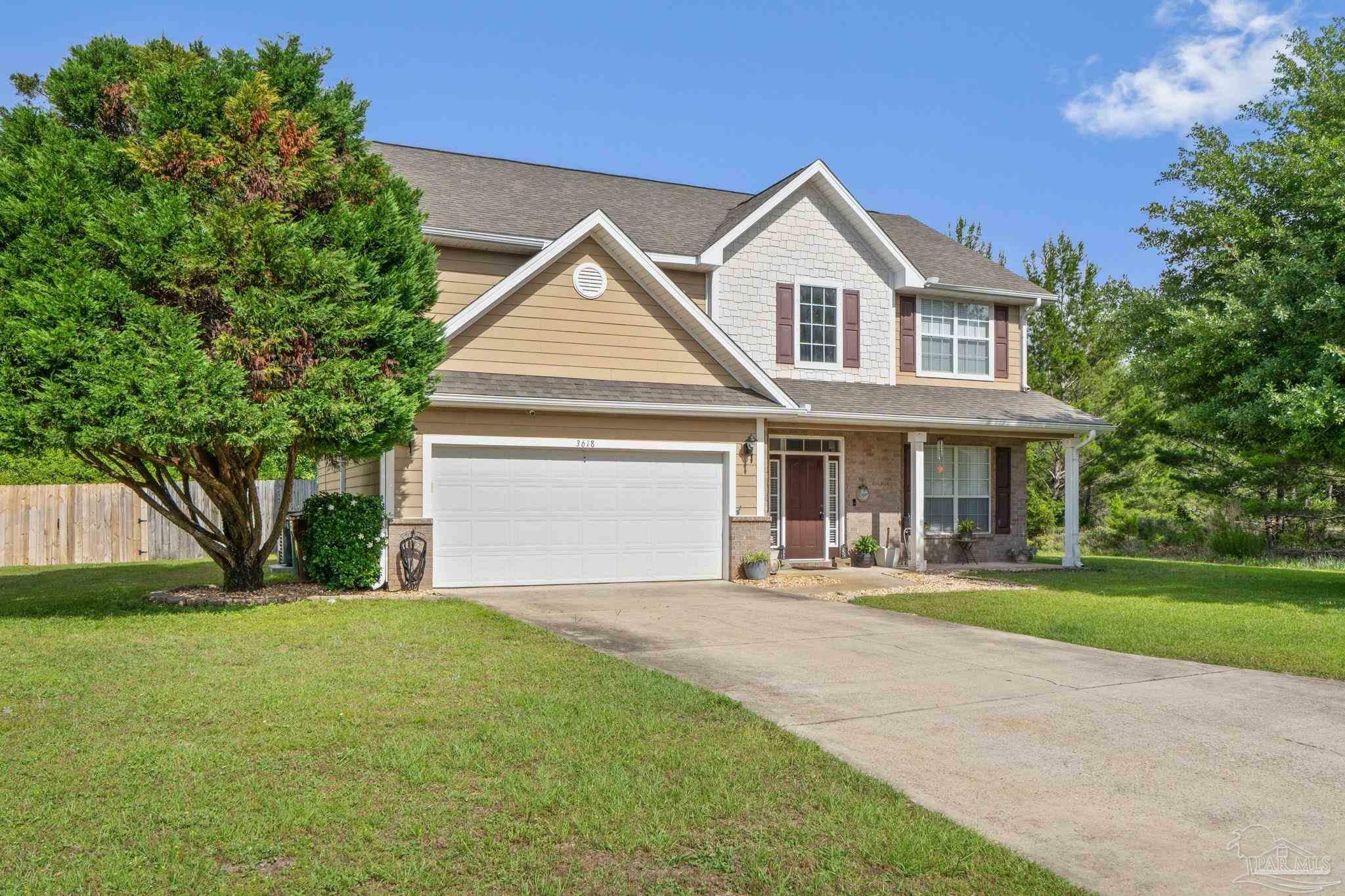 Property Photo: 3618 Topaz Cir FL 32566
