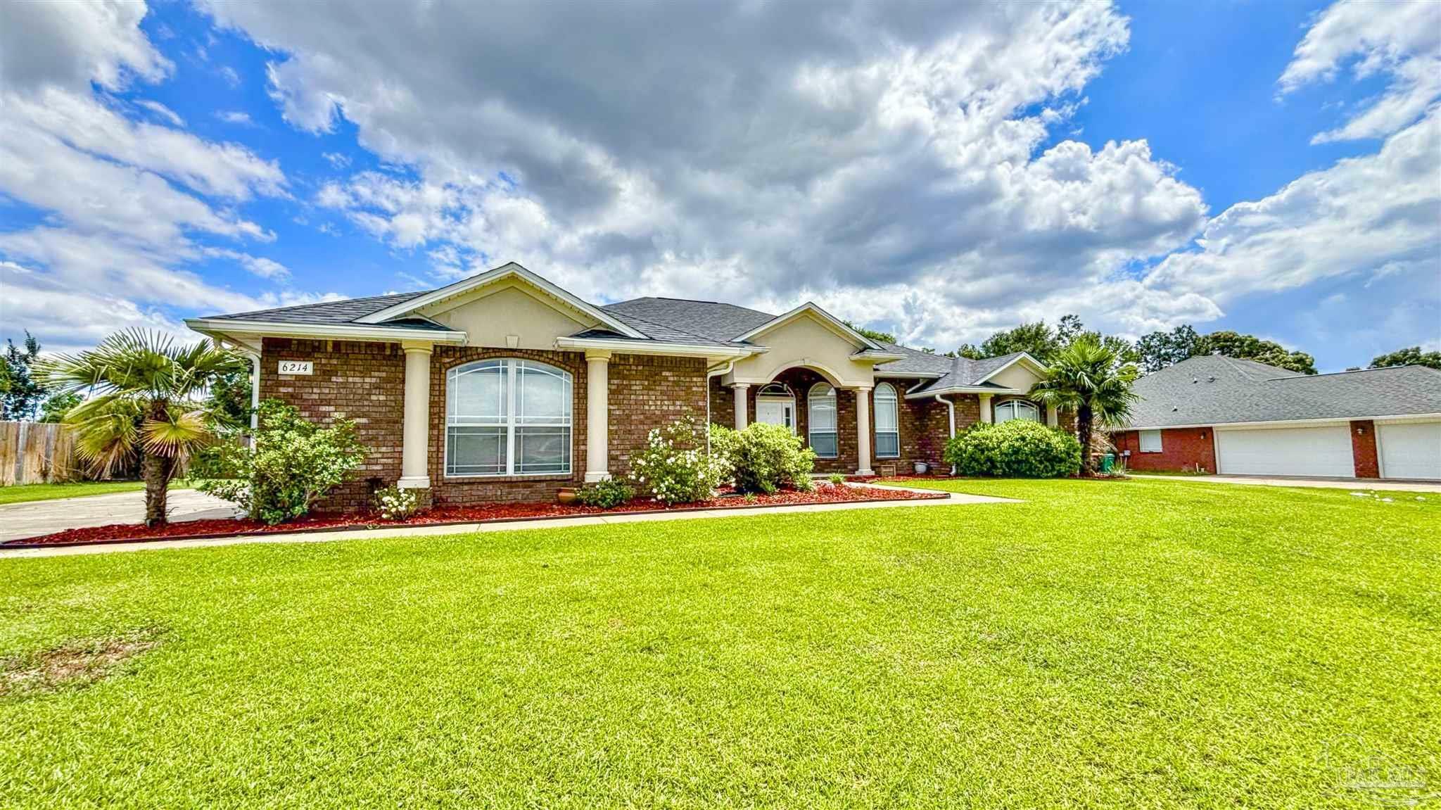 Property Photo: 6214 Plum Orchard Way FL 32536