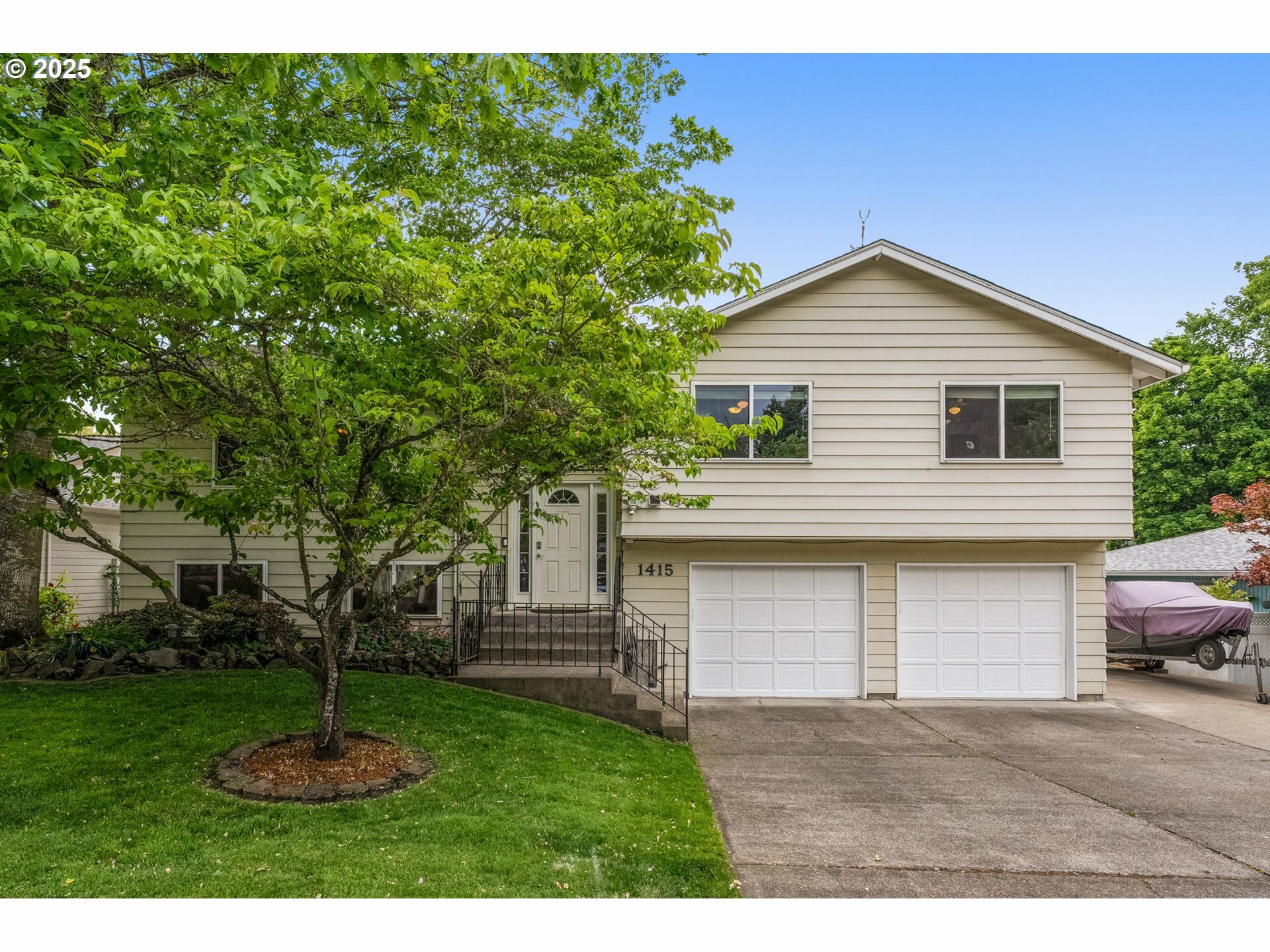 Property Photo: 1415 SE 52nd Ave OR 97123