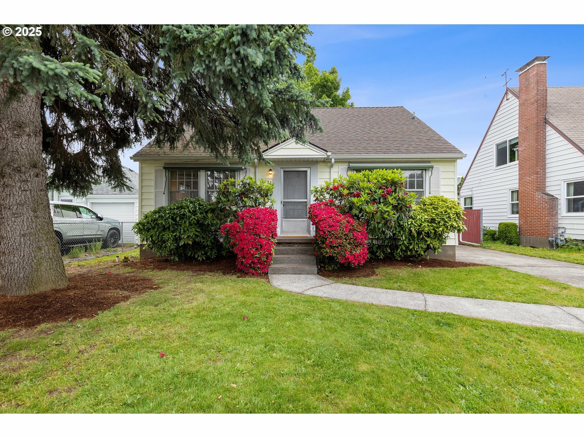 2931 SE 67th Ave S  Portland OR 97206 photo