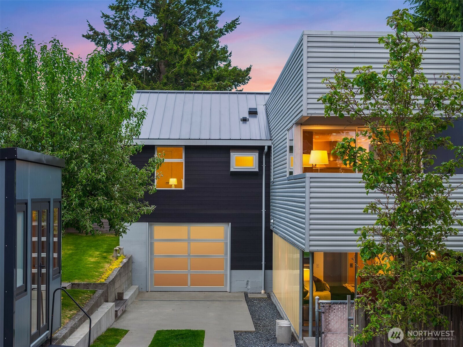 Property Photo: 4047 52nd Avenue SW WA 98116
