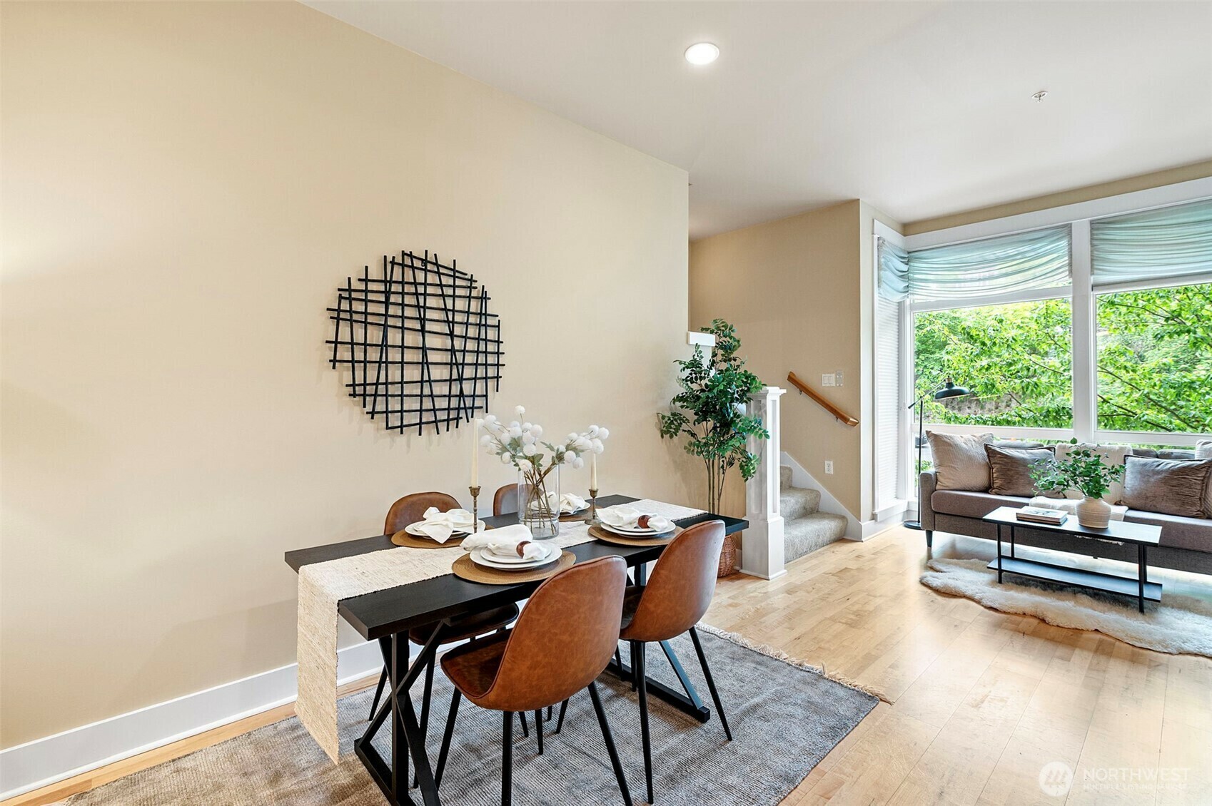 Property Photo: 708 Market Street 409 WA 98402