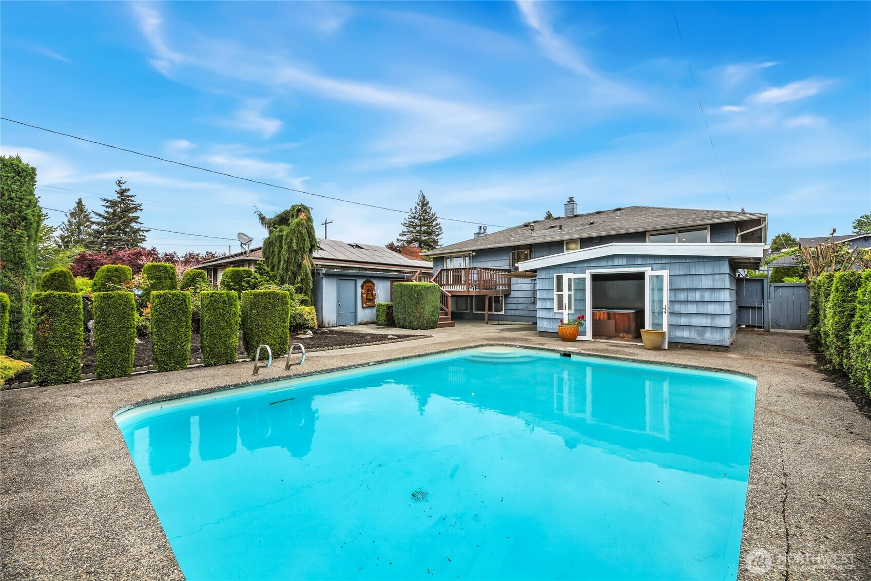 Property Photo: 6309 36th Avenue SW WA 98126