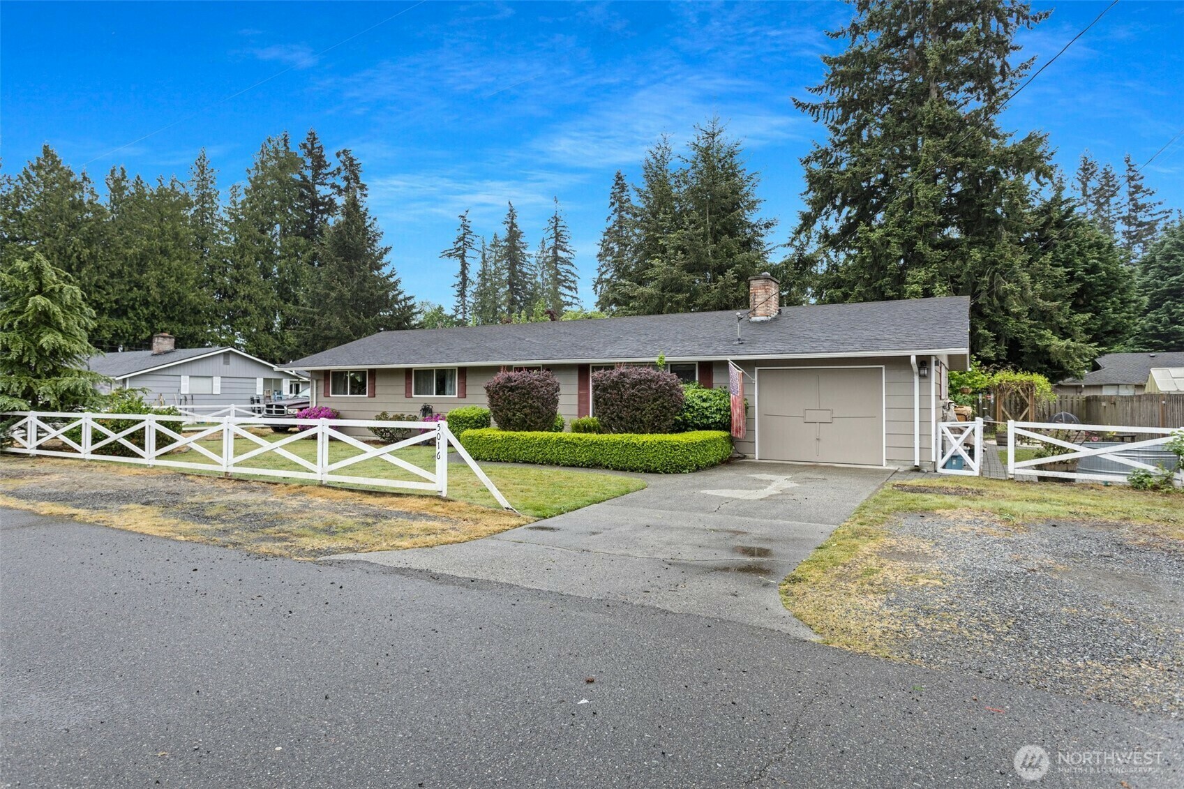Property Photo:  5016  89th Place NE  WA 98270 