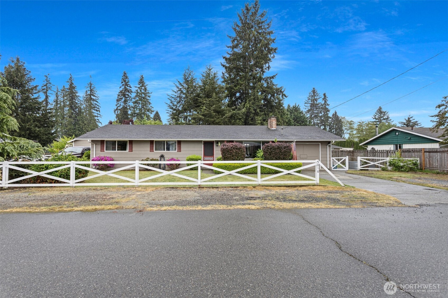 Property Photo: 5016 89th Place NE WA 98270