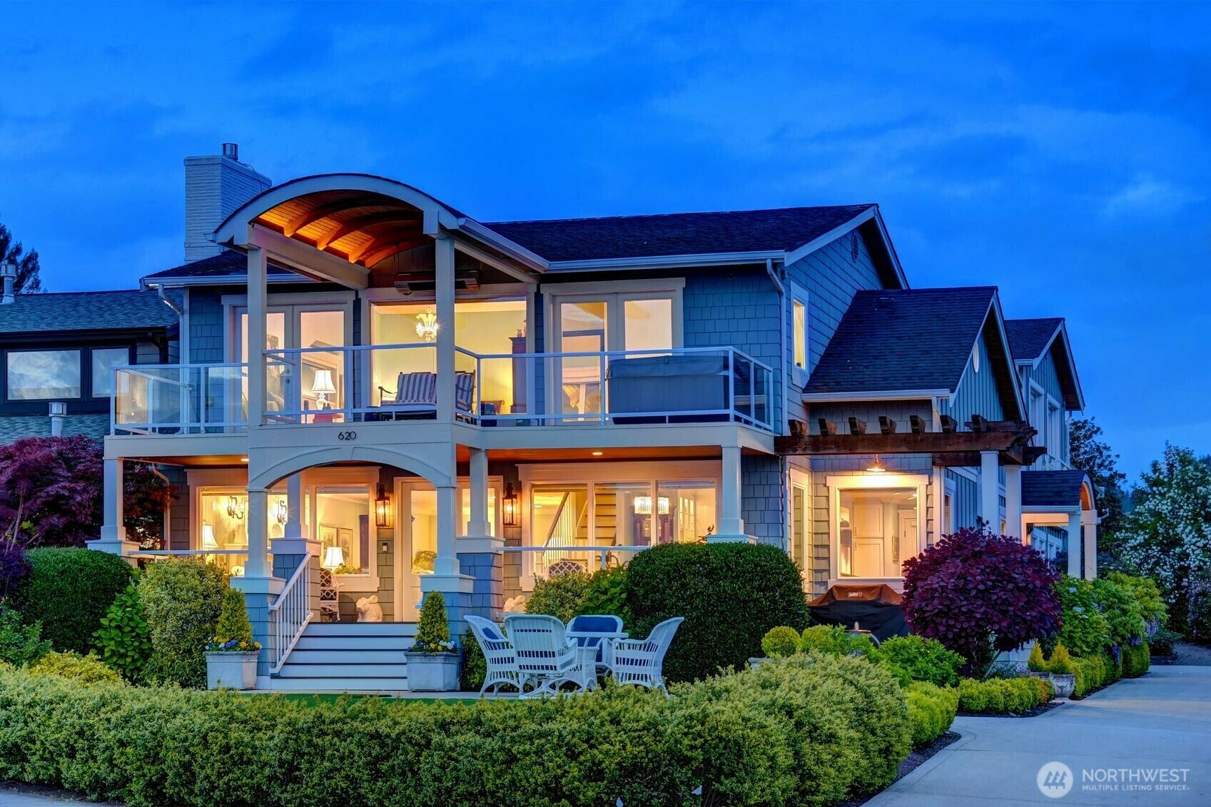 620  Sunset Avenue N  Edmonds WA 98020 photo