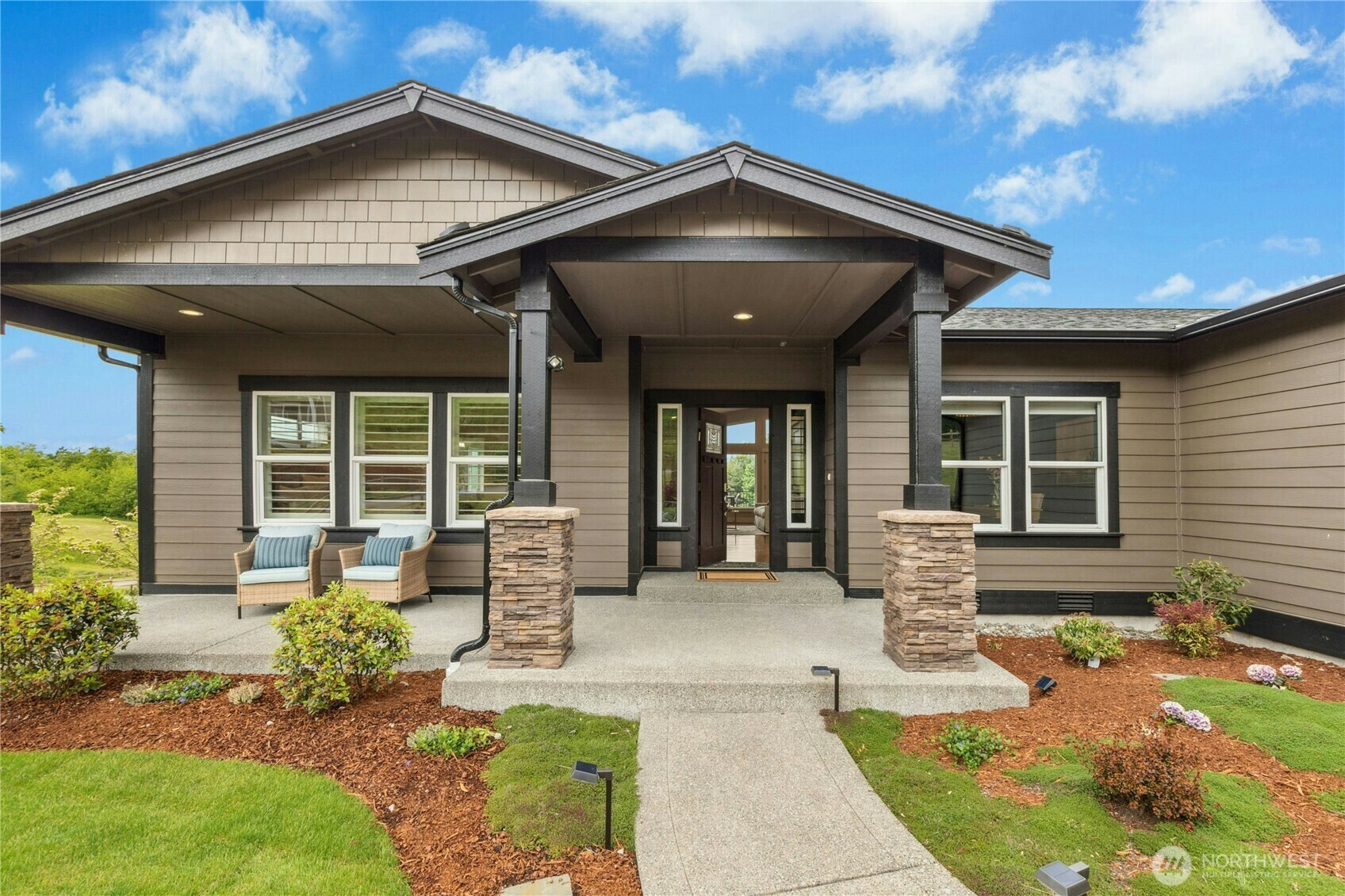 Property Photo: 38782 Benchmark Avenue NE WA 98340