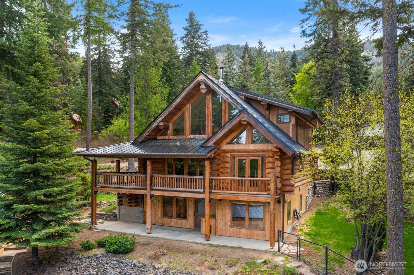 3105  Tamarack Place  Wenatchee WA 98801 photo