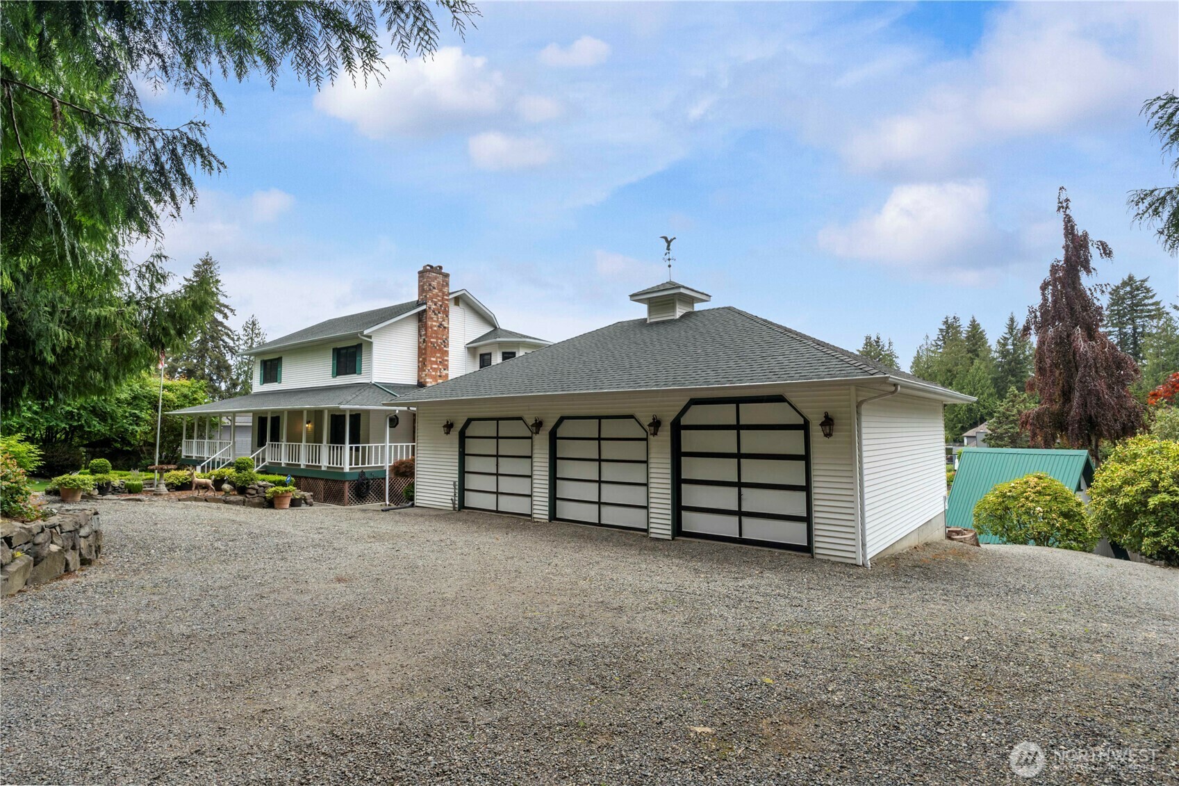 Property Photo: 4217 Lakeridge Dr East WA 98391