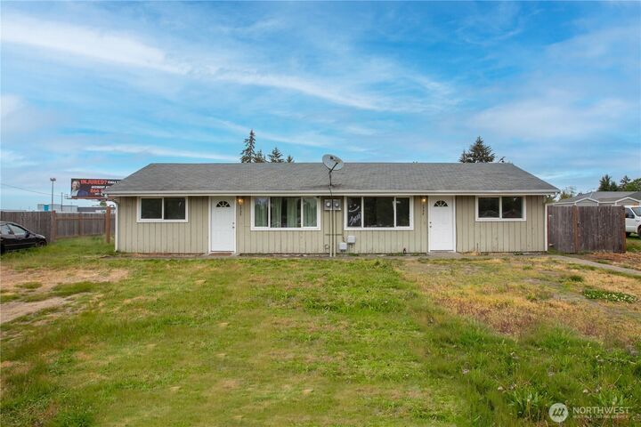 1733  Garfield Street S  Tacoma WA 98444 photo