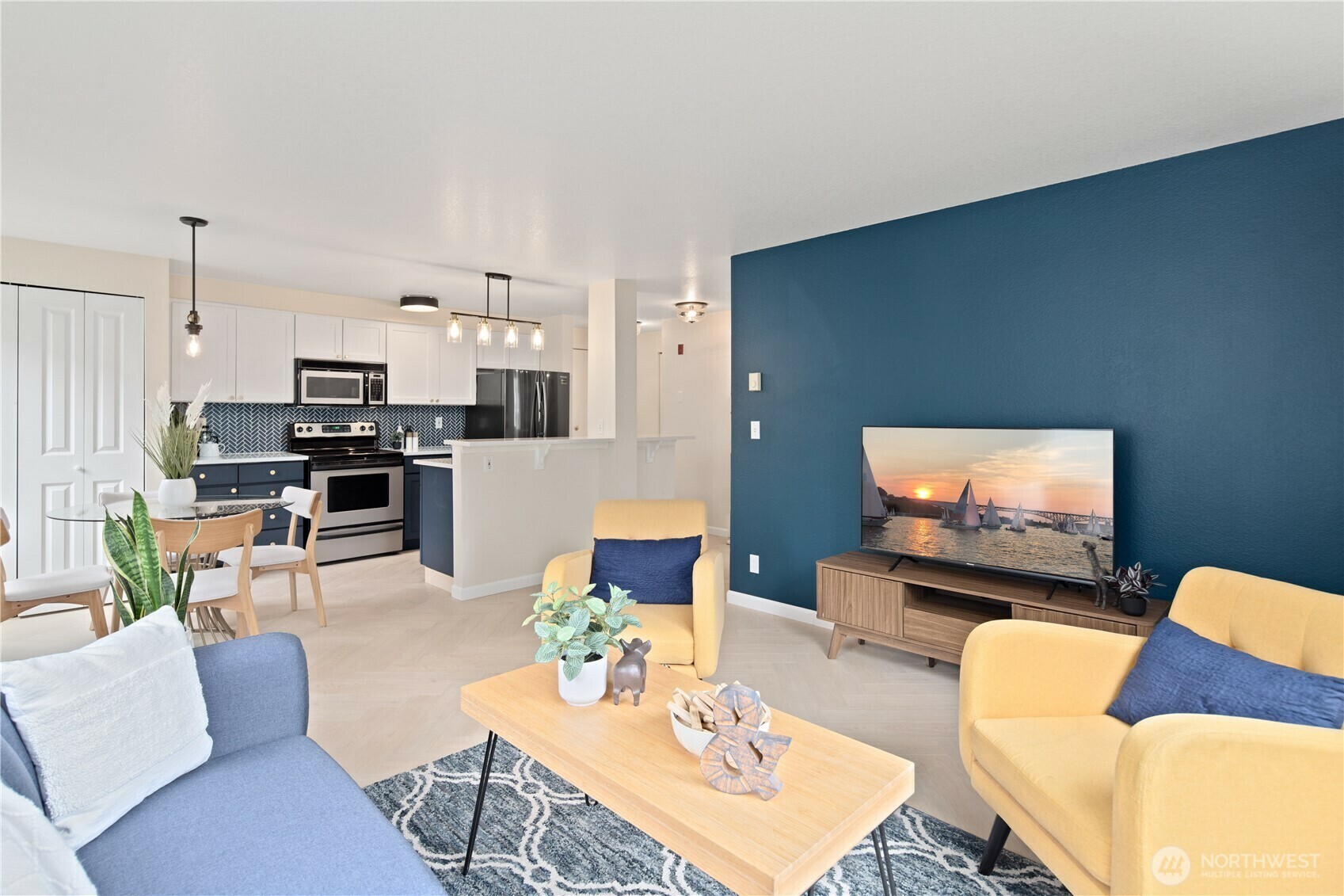 Property Photo: 300 10th Avenue A302 WA 98122