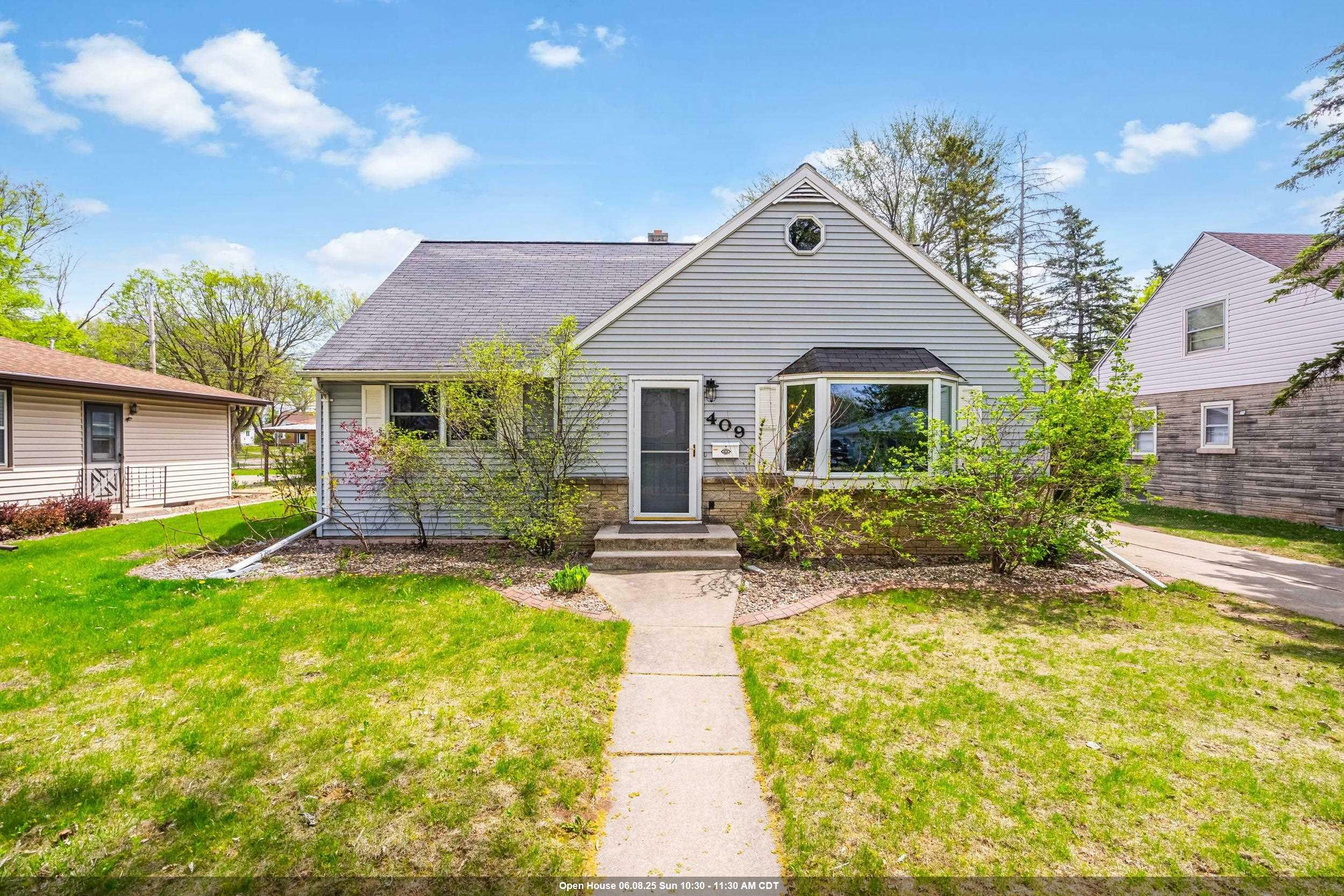 409 S Matthew Street  Kimberly WI 54136 photo