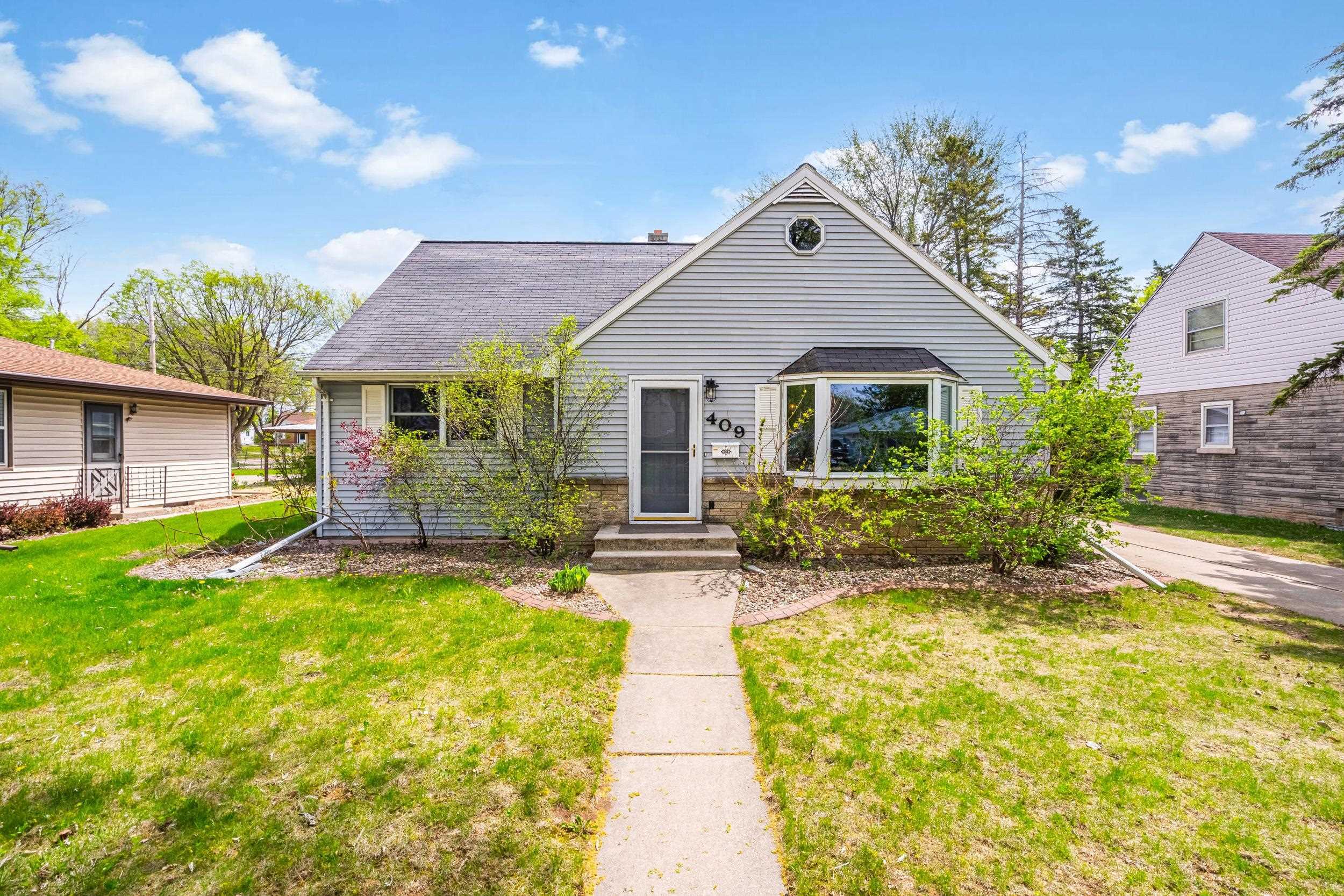 409 S Matthew Street  Kimberly WI 54136 photo