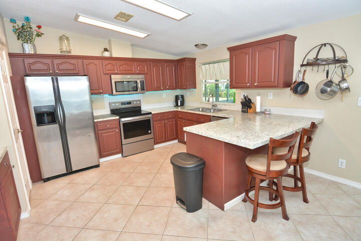 Property Photo: 7809 Horned Lark Circle FL 34952