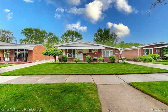 3802 Edgeland Avenue  Royal Oak MI 48073 photo