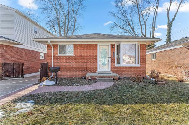 Property Photo: 15945 Horger Avenue MI 48101