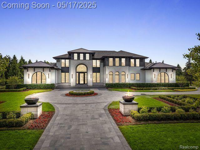 600 Chase Lane  Bloomfield Hills MI 48304 photo