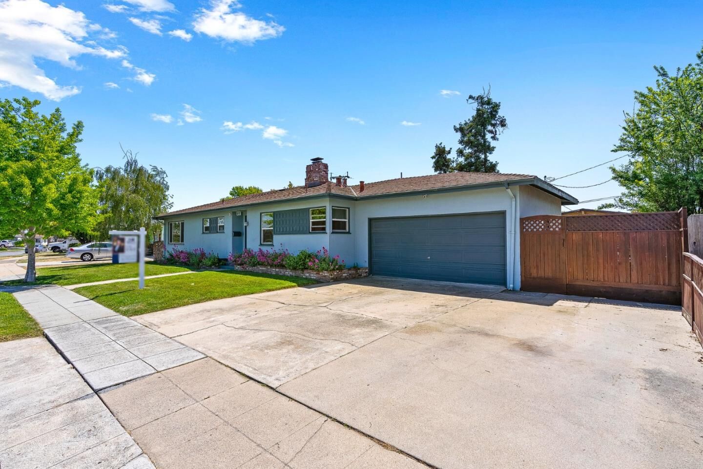 Property Photo:  1051 Harding Street  CA 93906 