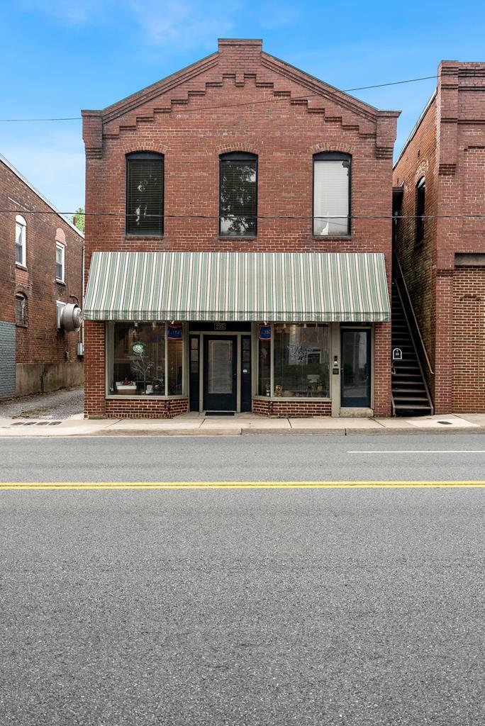 Property Photo: 215 West Third Street VA 23901