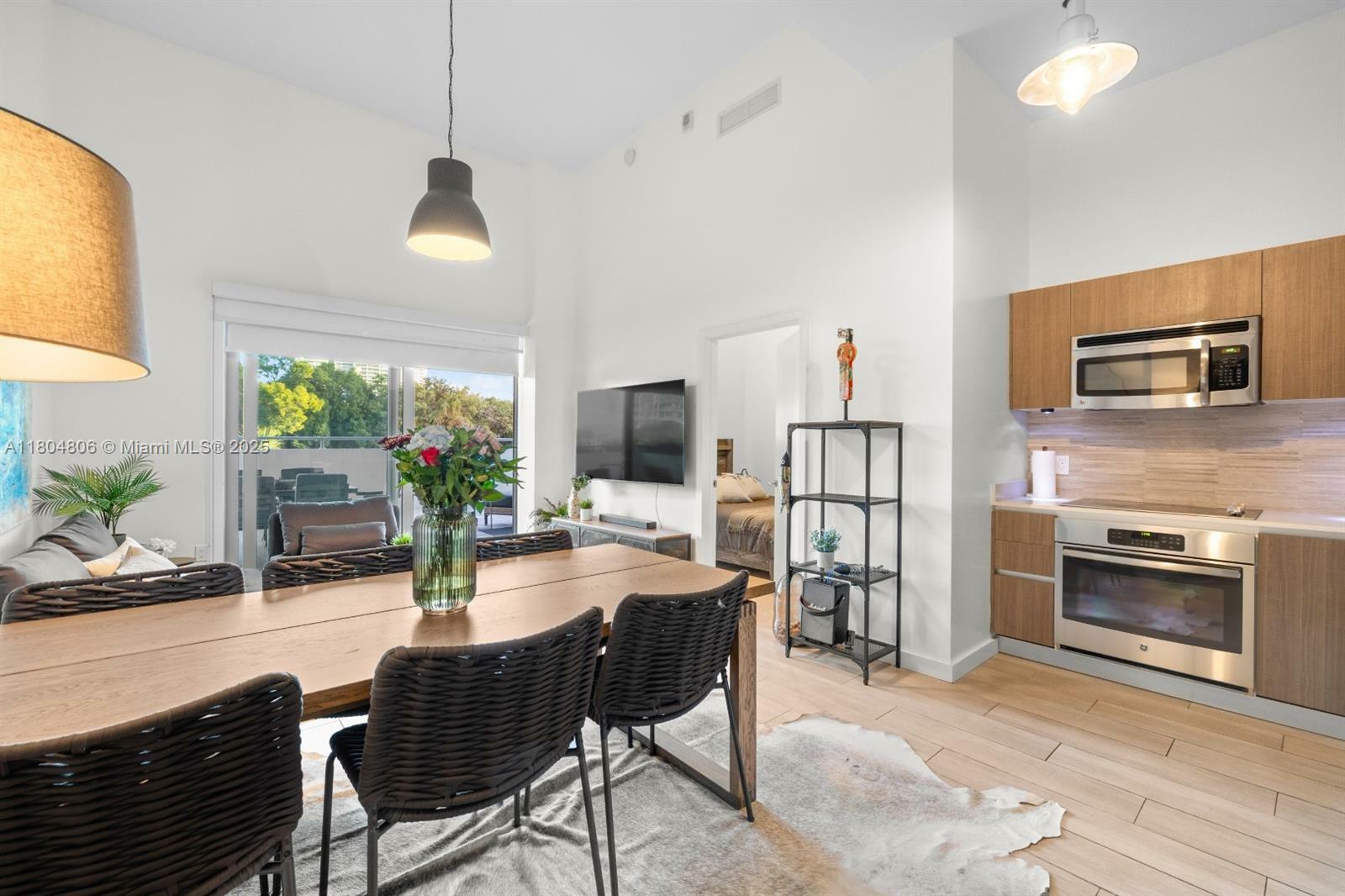 Property Photo: 1600 SW 1st Ave 307 FL 33129