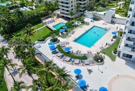 Property Photo: 100 Lincoln Rd 614 FL 33139