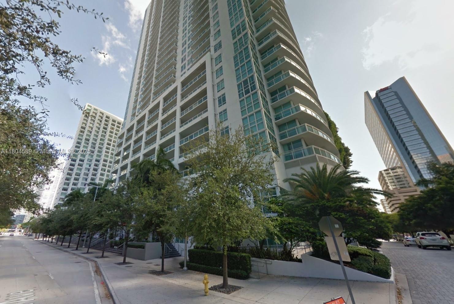 Property Photo: 951 Brickell Ave 409 FL 33131