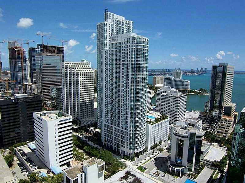 951 Brickell Ave 409  Miami FL 33131 photo