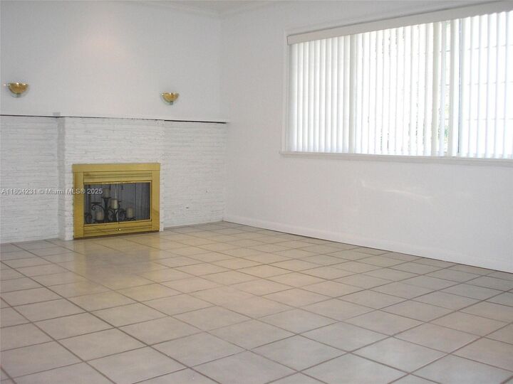 Property Photo: 11111 SW 78th Ct FL 33156
